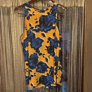 Who What Wear Blue Floral blouse